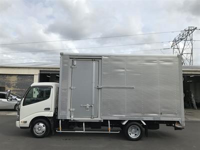 2019 Hino Dutro - Thumbnail