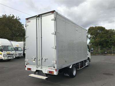 2019 Hino Dutro - Thumbnail