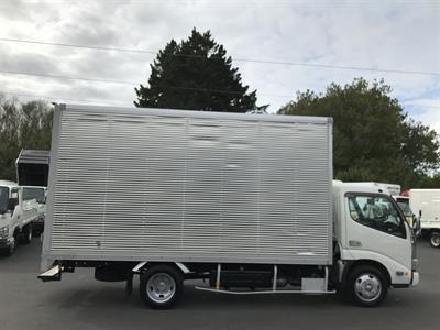 2019 Hino Dutro - Thumbnail