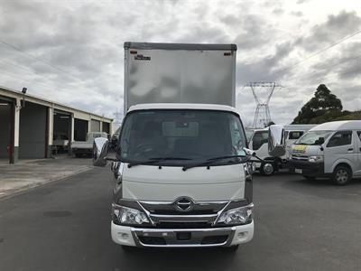 2019 Hino Dutro - Thumbnail