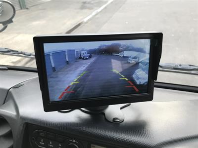 2013 Toyota Dyna - Thumbnail