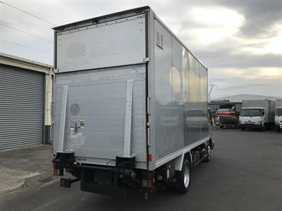 2013 Toyota Dyna - Thumbnail