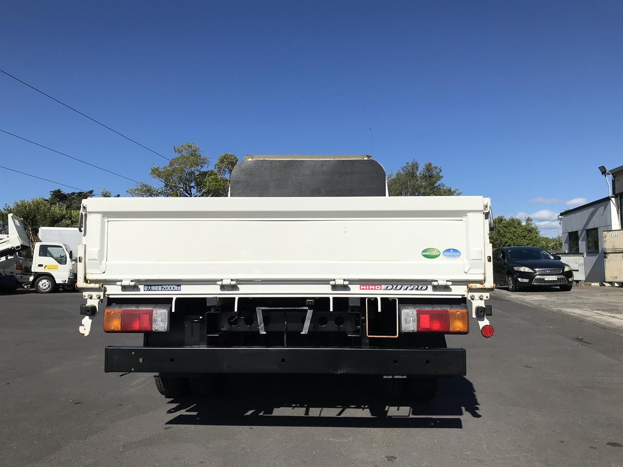 2017 Hino Dutro