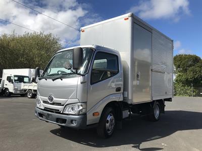 2020 Toyota Dyna - Thumbnail