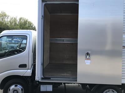 2020 Toyota Dyna - Thumbnail