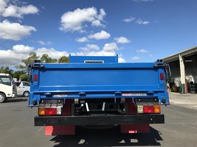 2018 Hino Dutro - Thumbnail