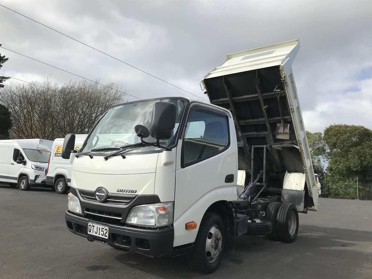 2014 Hino Dutro
