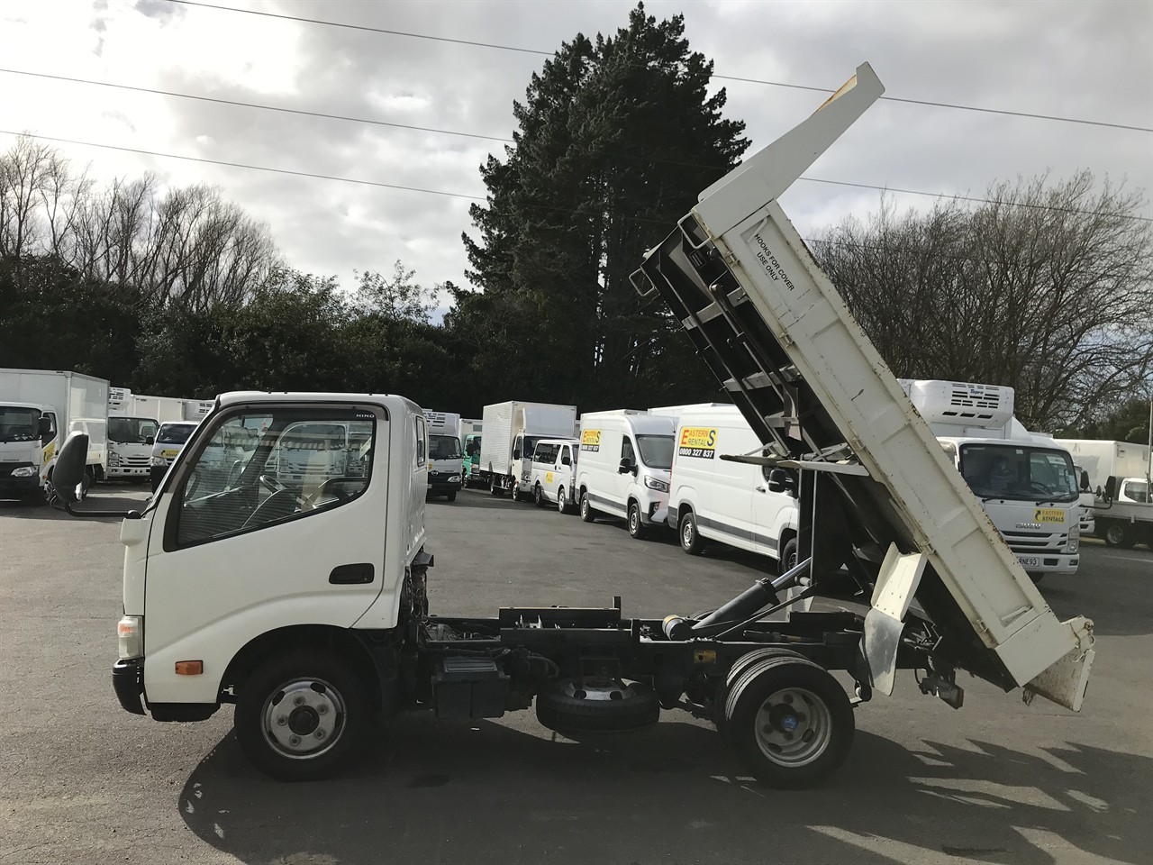 2014 Hino Dutro