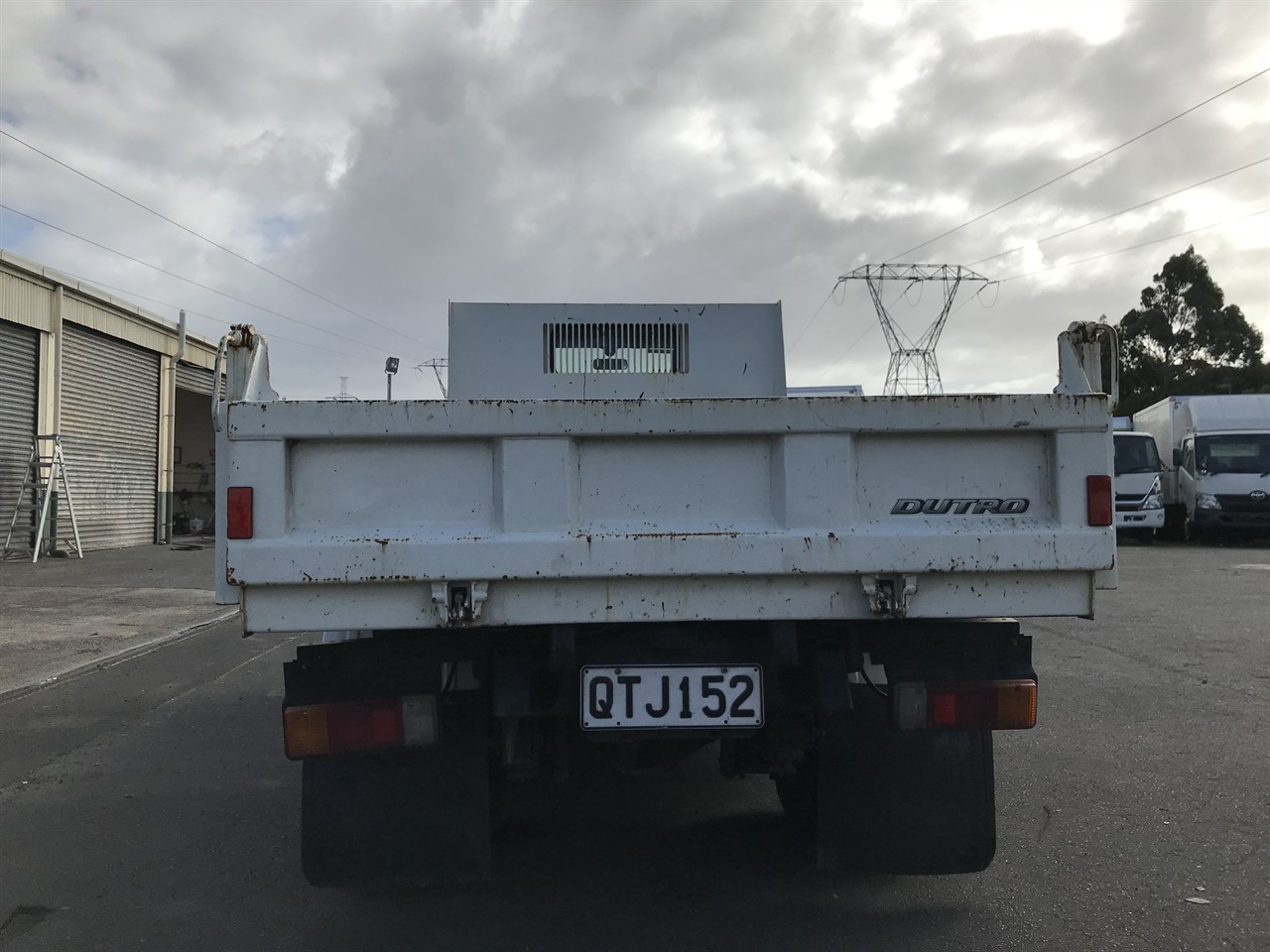 2014 Hino Dutro