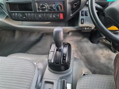 2017 Toyota Dyna - Thumbnail