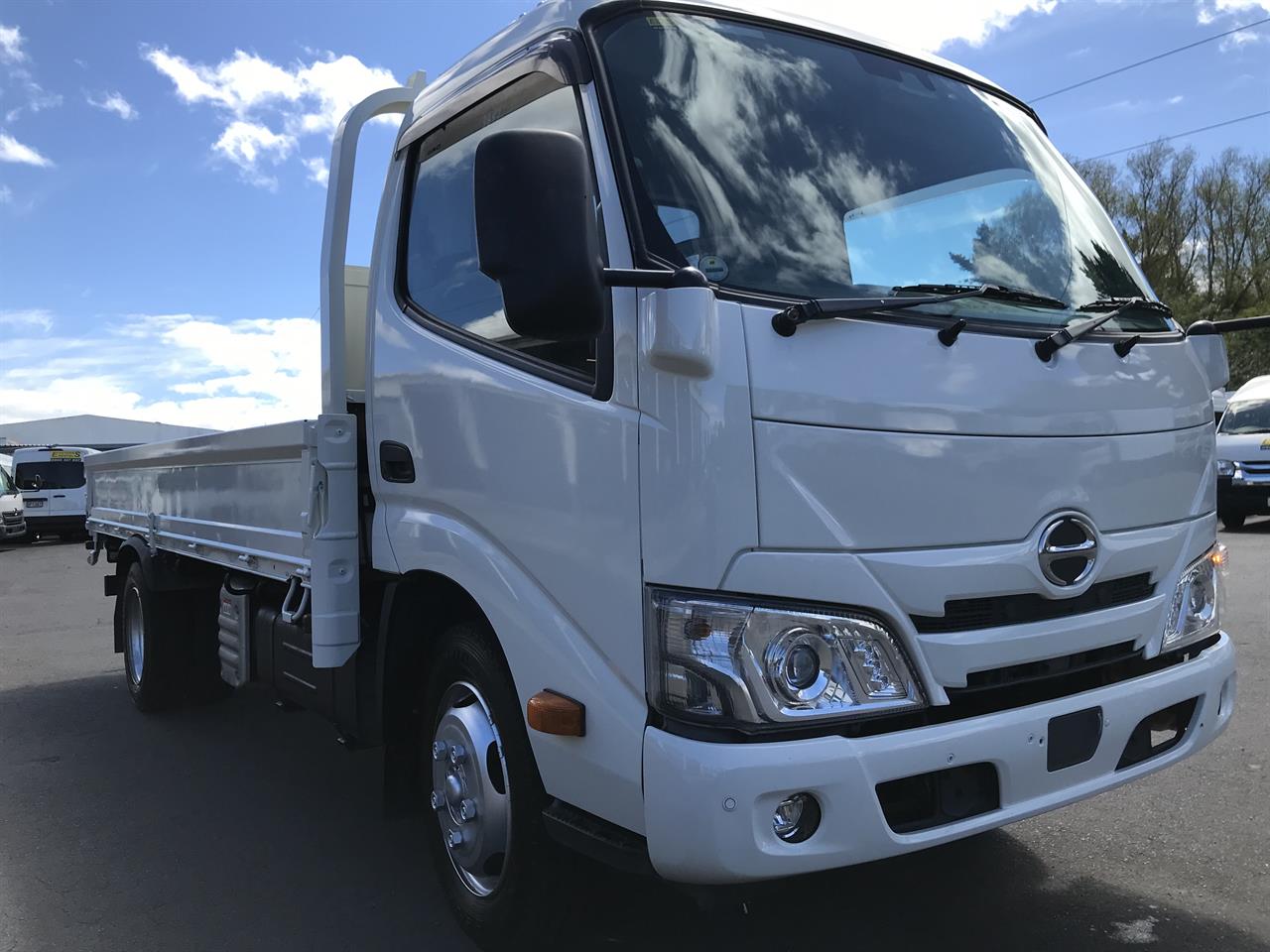 2019 Hino Dutro