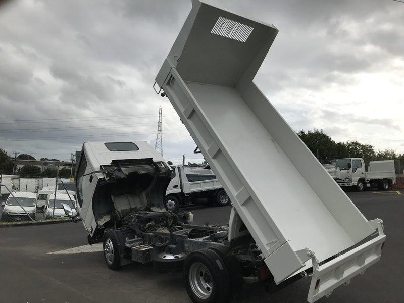 2014 Isuzu Elf
