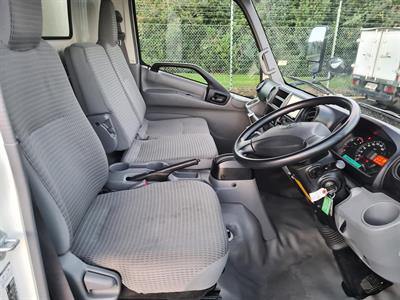 2017 Toyota Dyna - Thumbnail