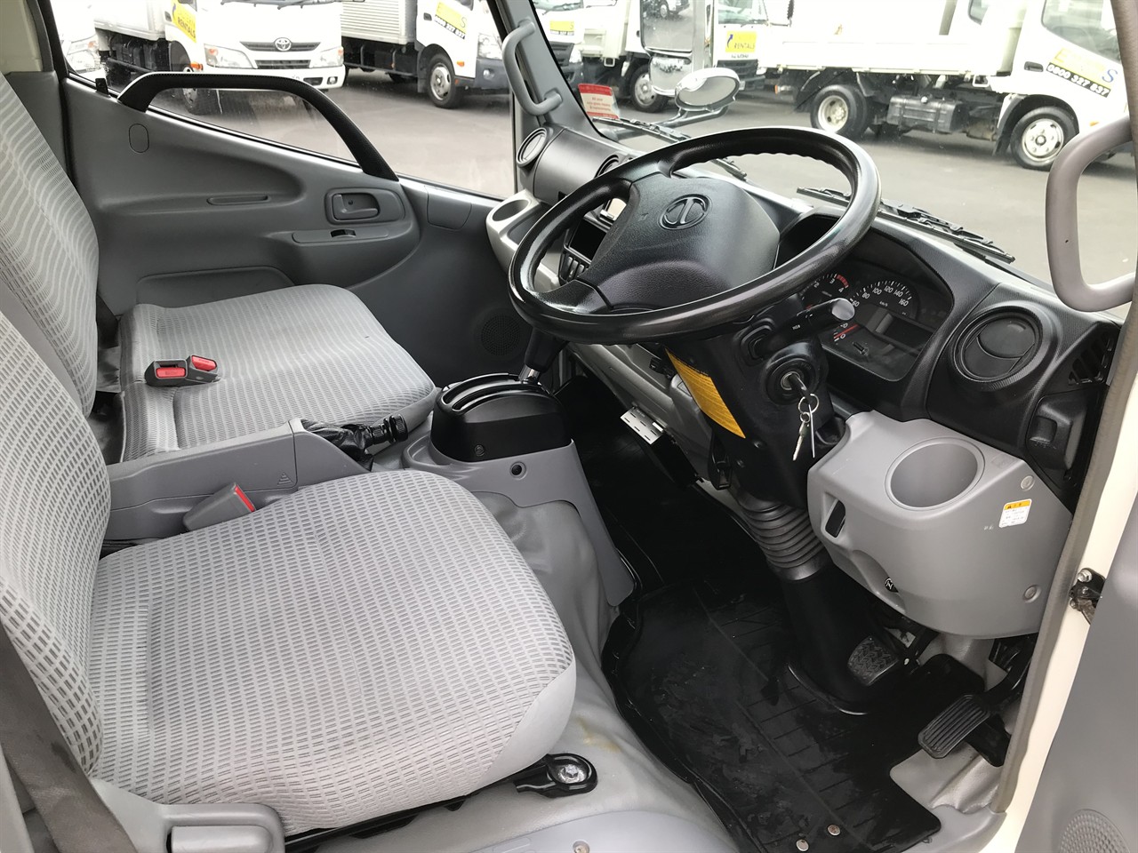 2019 Hino Dutro