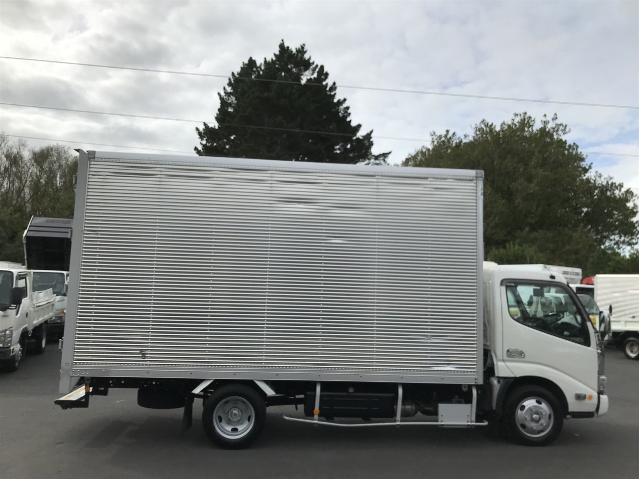 2019 Hino Dutro