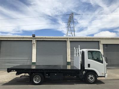 2012 Isuzu Elf - Thumbnail