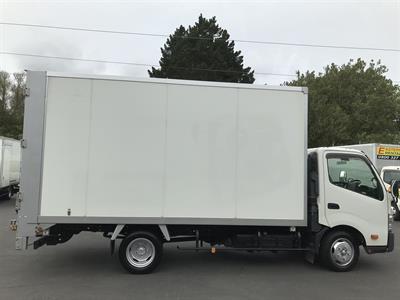 2019 Toyota Dyna - Thumbnail
