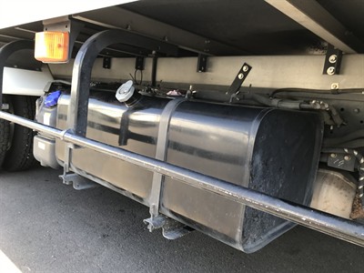 2019 Isuzu Elf - Thumbnail