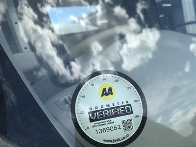 2010 Hino Dutro - Thumbnail