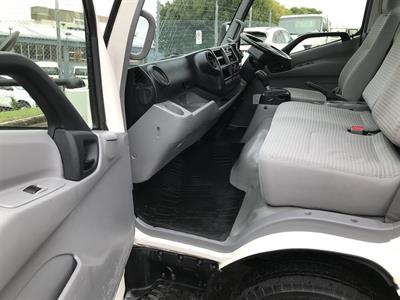 2015 Hino Dutro - Thumbnail