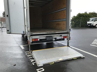 2017 Toyota Dyna - Thumbnail