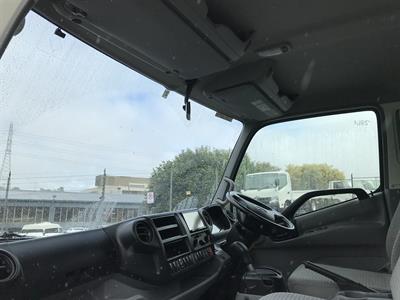 2017 Toyota Dyna - Thumbnail