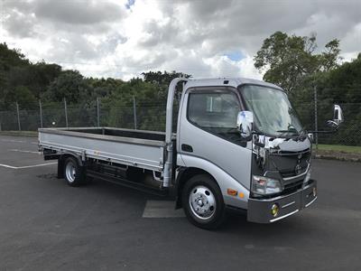 2013 Toyota Dyna - Thumbnail