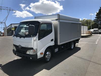2012 Toyota Dyna - Thumbnail