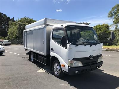 2012 Toyota Dyna - Thumbnail