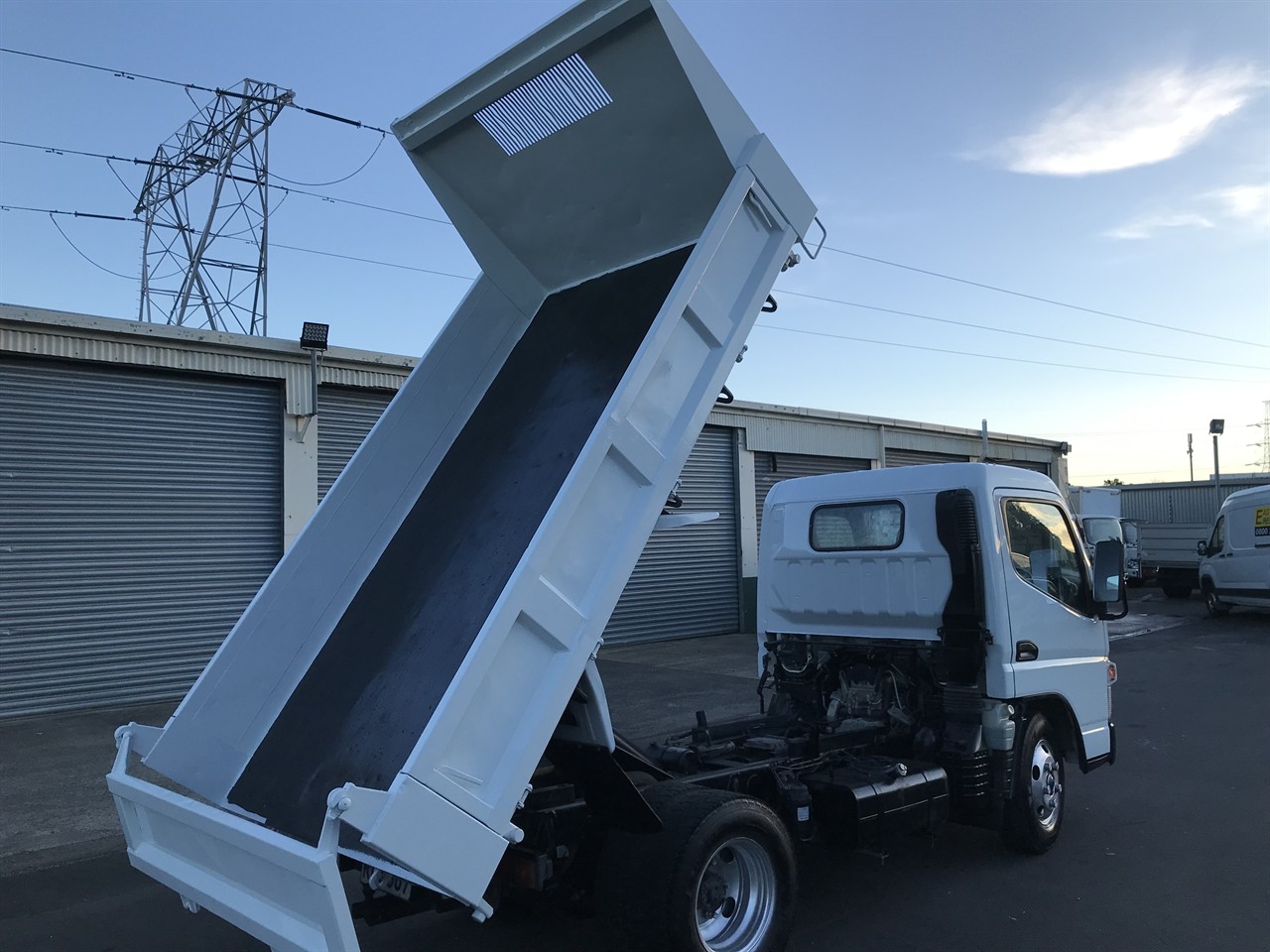 2022 Mitsubishi Canter