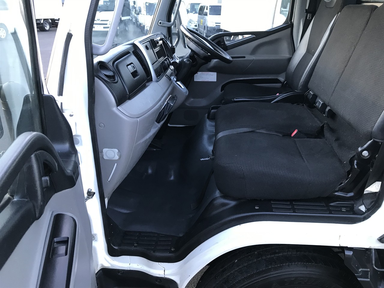 2022 Mitsubishi Canter