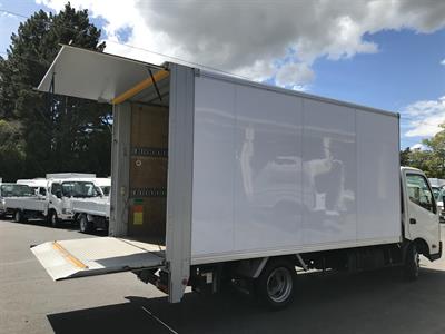 2017 Toyota Toyoace - Thumbnail