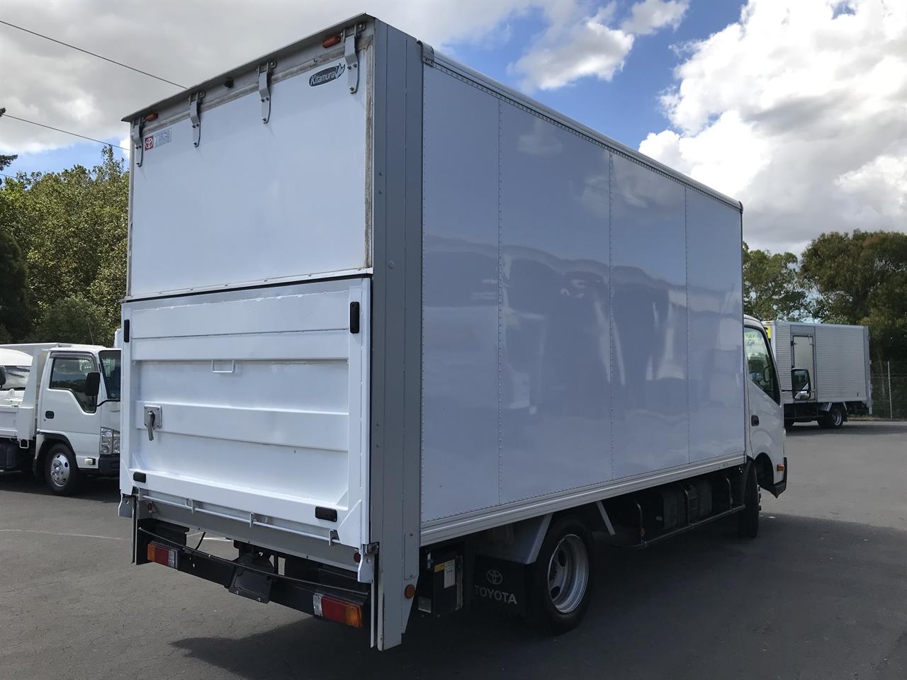 2017 Toyota Toyoace