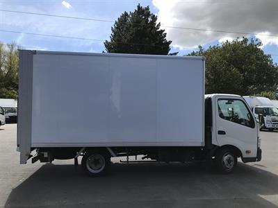 2017 Toyota Toyoace - Thumbnail