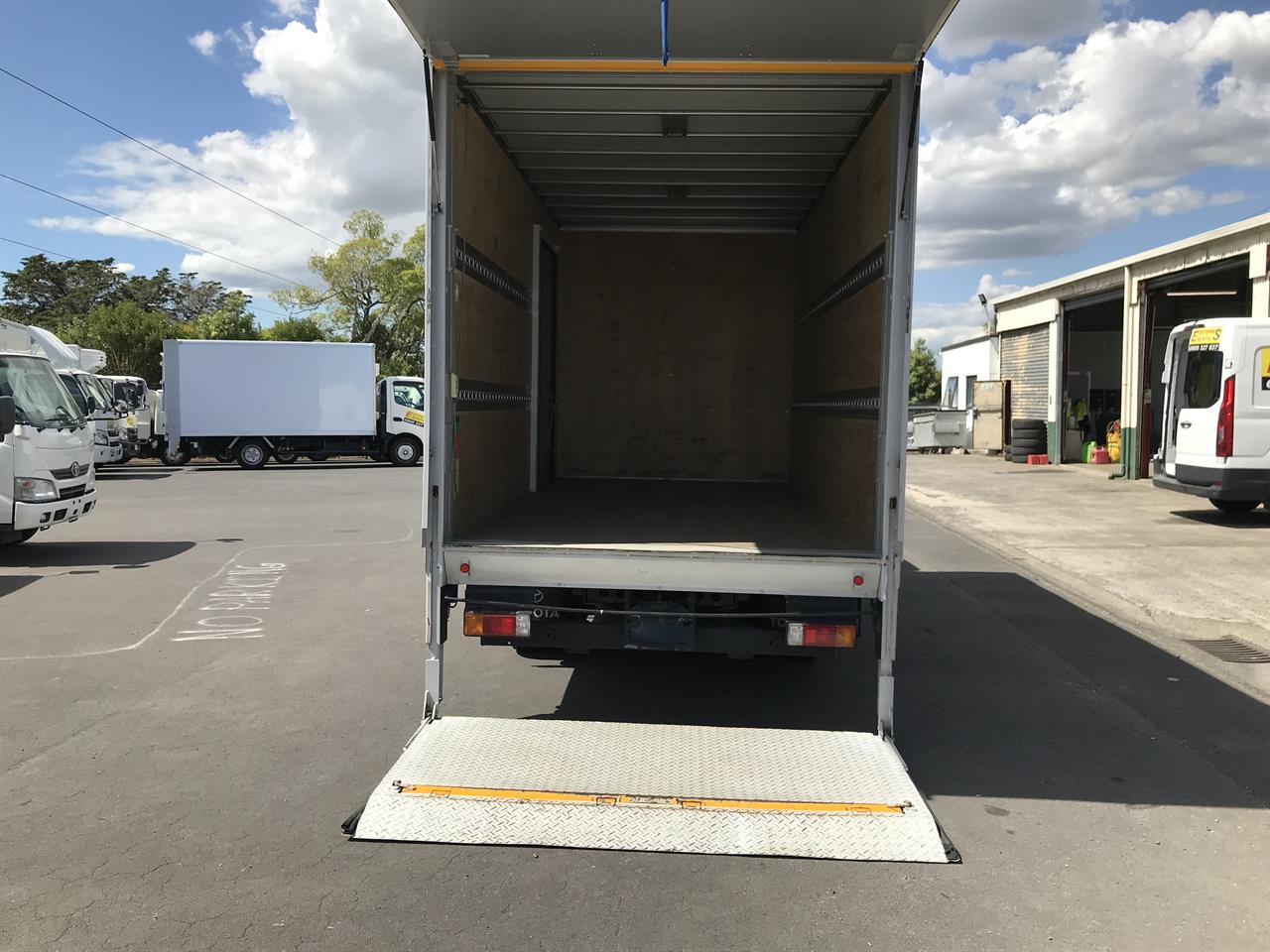 2017 Toyota Toyoace