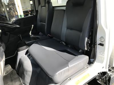 2012 Isuzu Elf - Thumbnail