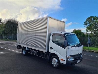 2015 Toyota Dyna - Thumbnail