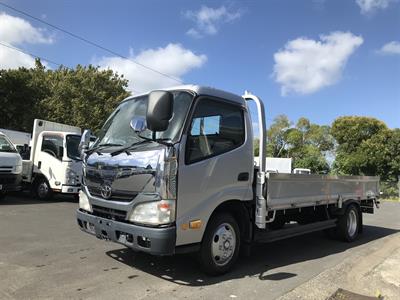 2013 Toyota Dyna - Thumbnail