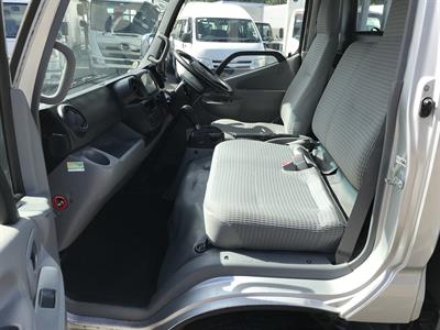 2013 Toyota Dyna - Thumbnail