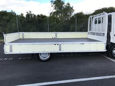 2016 Toyota Dyna - Thumbnail