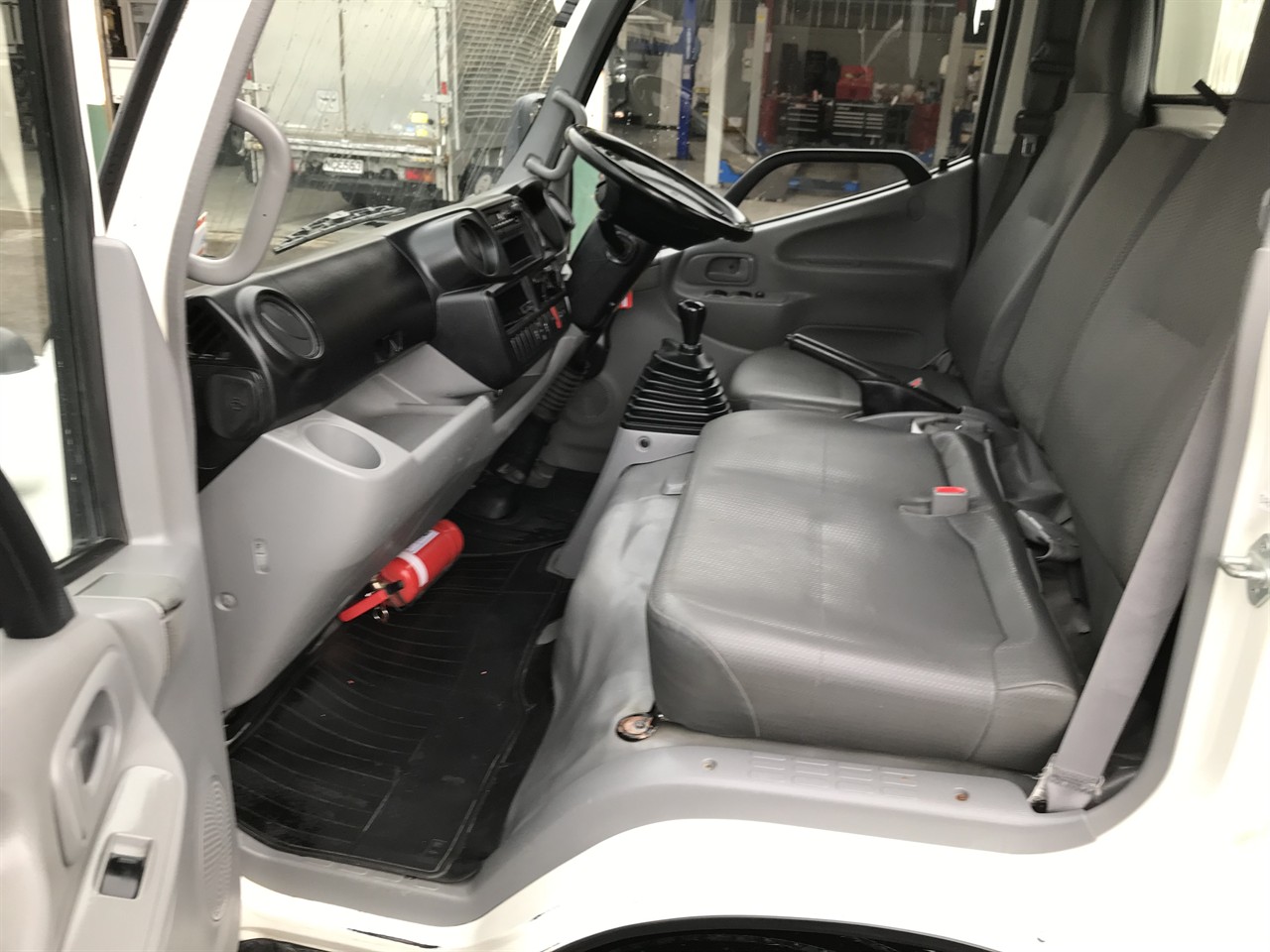 2016 Hino Dutro
