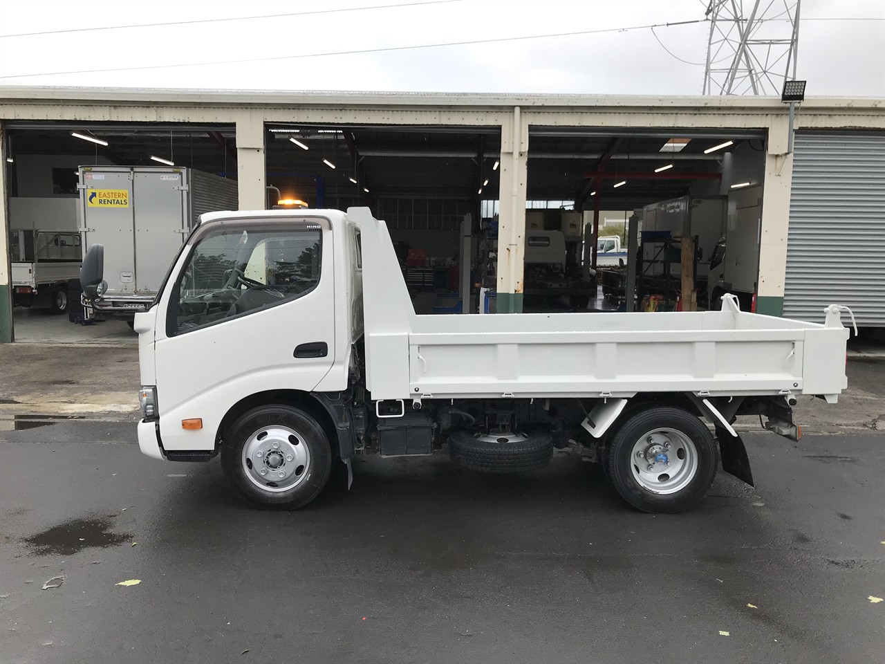 2016 Hino Dutro
