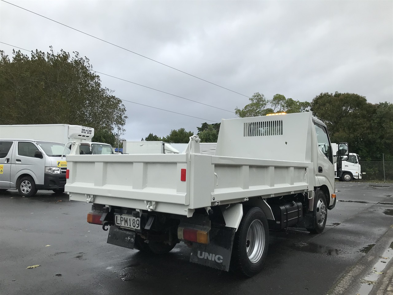 2016 Hino Dutro
