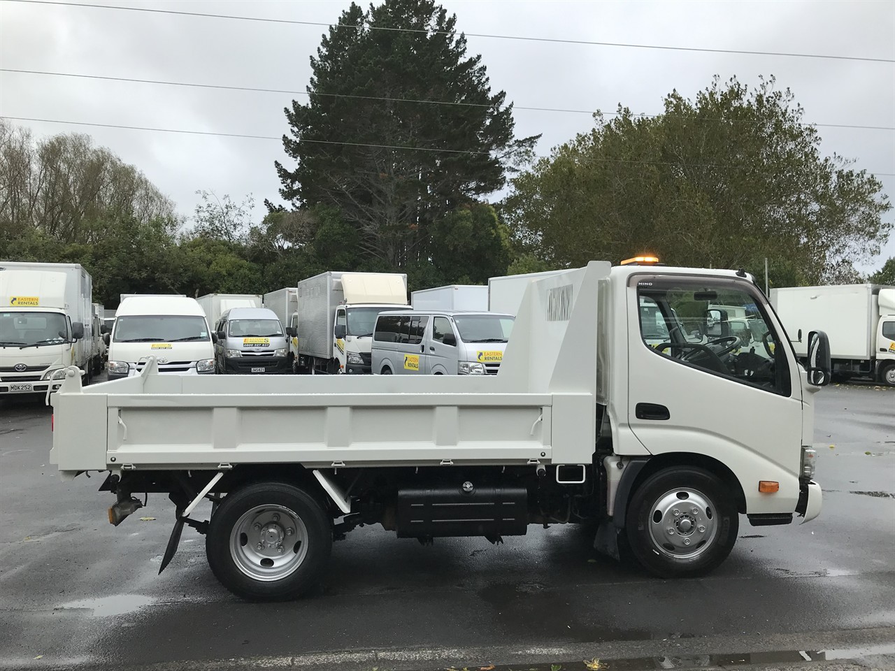 2016 Hino Dutro