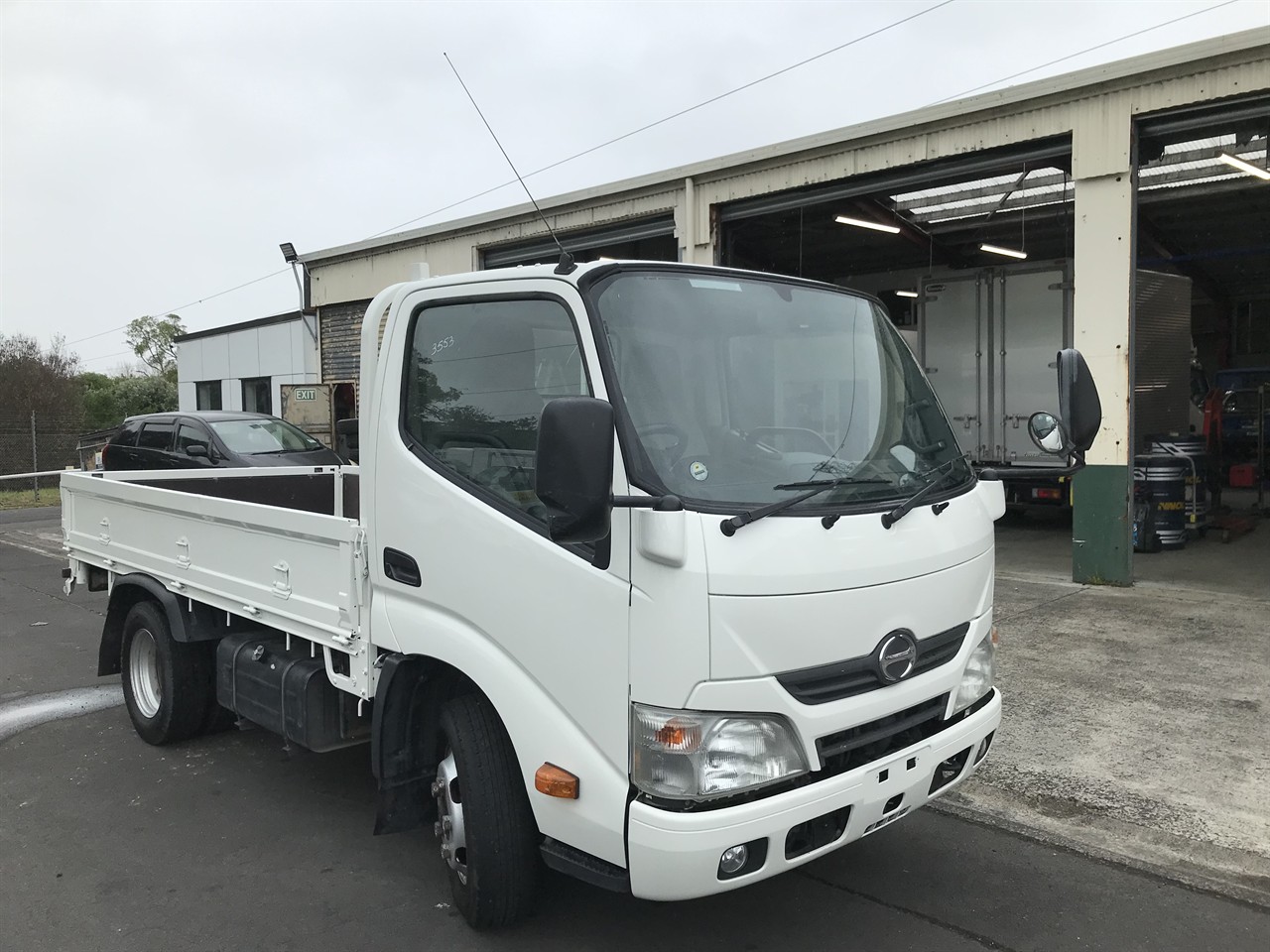2015 Hino Dutro