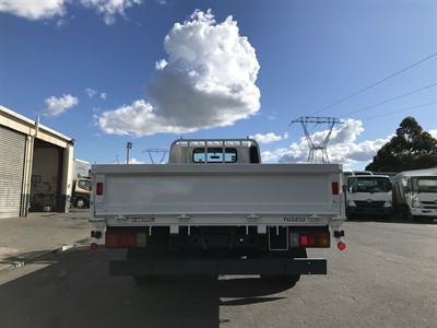 2017 Toyota Dyna - Thumbnail