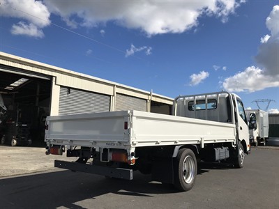 2017 Toyota Dyna - Thumbnail