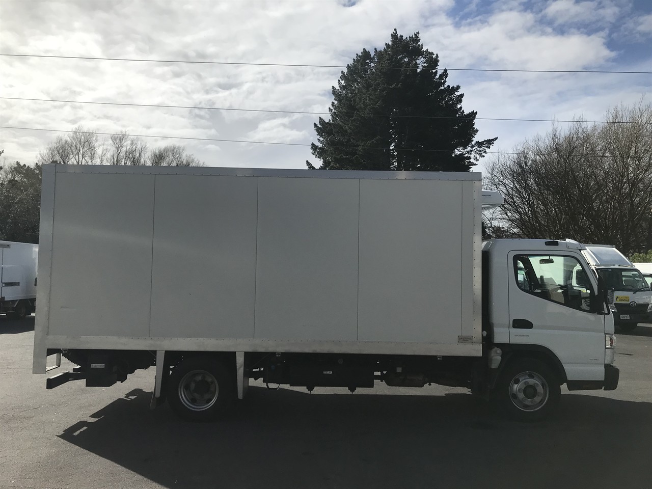 2021 Mitsubishi Canter