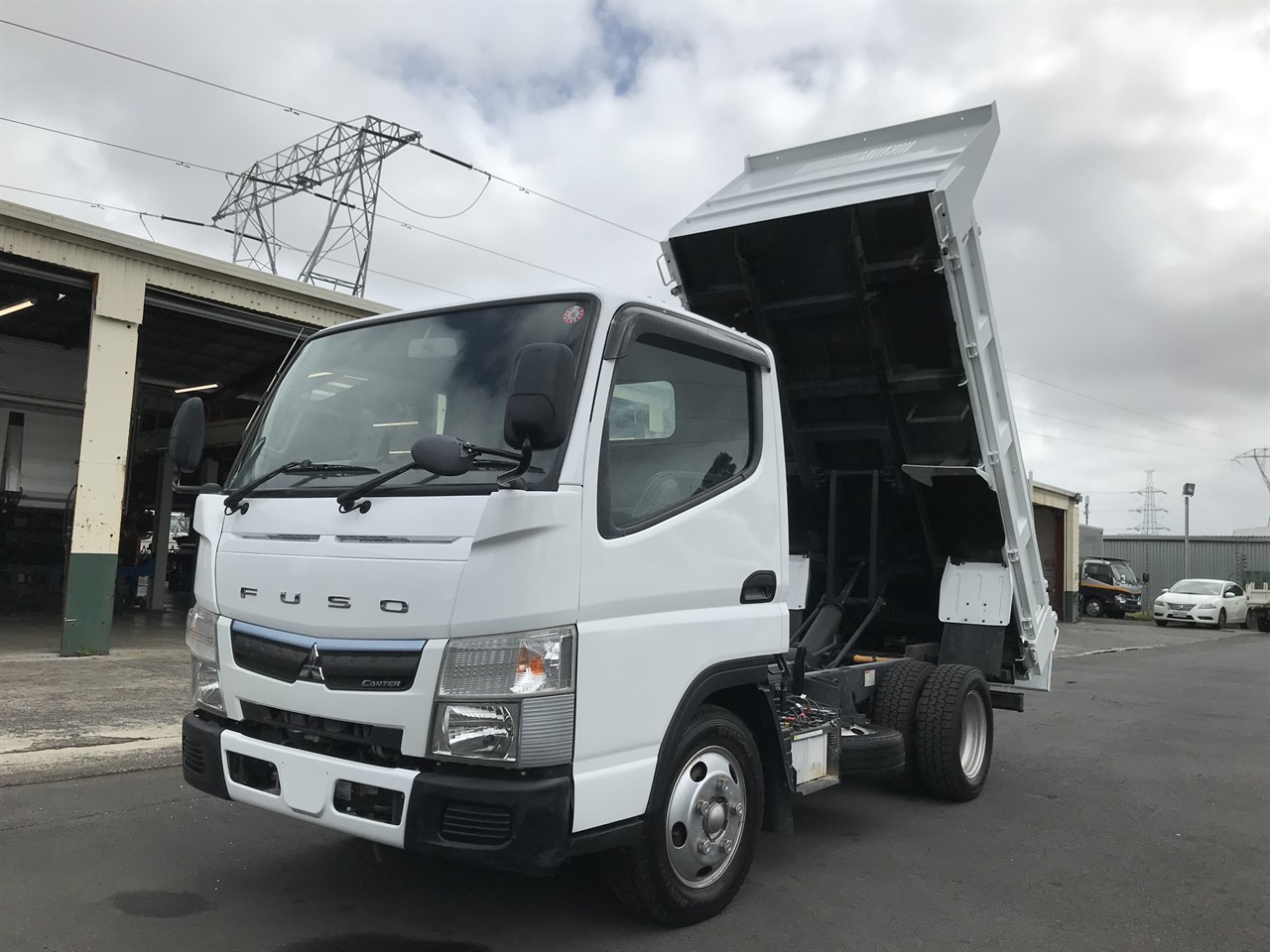 2019 Mitsubishi Canter