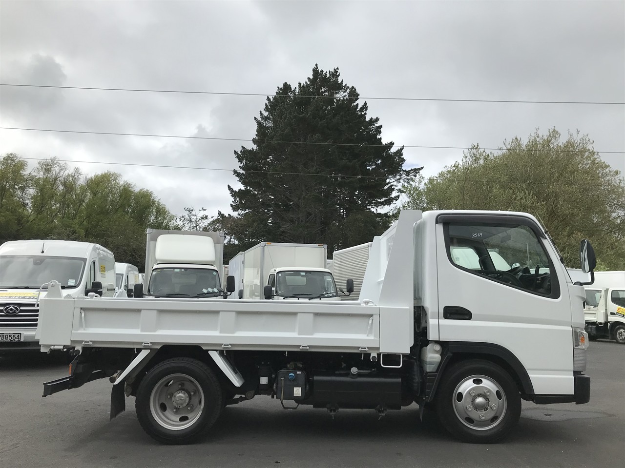 2019 Mitsubishi Canter